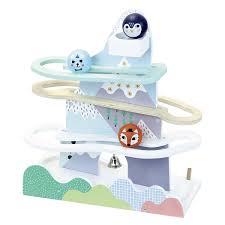 Cascade Iceland Michelle Carlslund