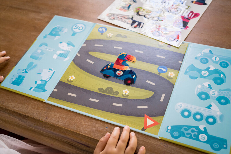 Stickers pour les petits  Les voitures